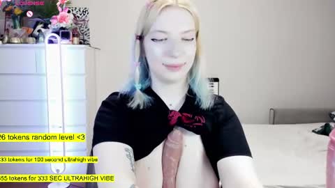 Snapshot of raaaaaaawr chatting on June 2026 01:06:01 AM - online show from June 2026 01:06:01 AM