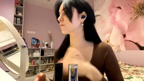 Snapshot of rachaltalib chatting on November 2025 03:22:02 PM Ari online show from November 2025 03:22:02 PM