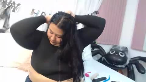Snapshot of racheel_smith chatting on October 2025 10:15:01 AM rachel online show from October 2025 10:15:01 AM