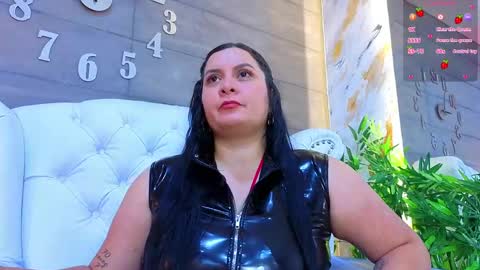 Snapshot of rachel_carlton chatting on May 2026 01:41:01 PM Rachel online show from May 2026 01:41:01 PM