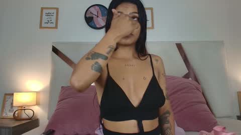 Snapshot of rachel_martinez chatting on January 2025 11:31:02 AM RACHEL online show from January 2025 11:31:02 AM