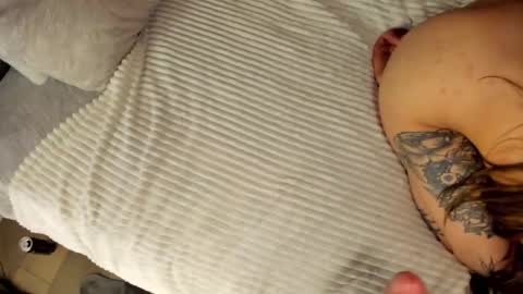 Sherryl online show from December 2025 08:47:02 PM