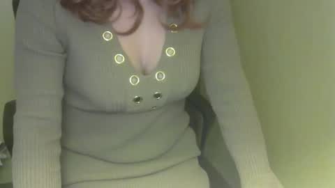 Snapshot of rachelcrossxo chatting on April 2026 10:37:02 PM RachelCrossXO online show from April 2026 10:37:02 PM