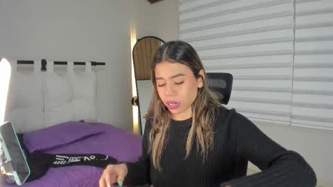 Rachell online show from December 2025 03:58:02 AM