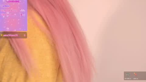 REY online show from April 2026 04:48:01 PM