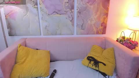 Snapshot of rachelpirce chatting on January 2025 12:00:01 PM Rachel online show from January 2025 12:00:01 PM