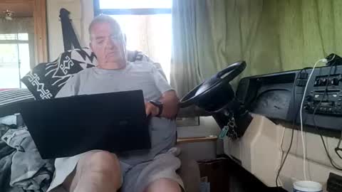 Snapshot of radiomantim chatting on July 2026 01:38:01 PM Radioman for fun online show from July 2026 01:38:01 PM
