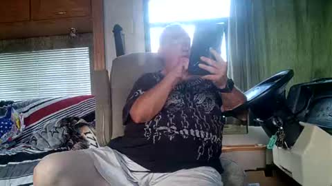 Snapshot of radiomantim chatting on July 2026 01:15:02 PM Radioman for fun online show from July 2026 01:15:02 PM