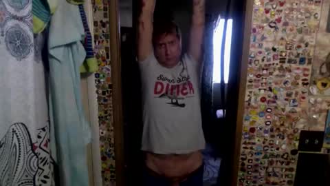 RadSkaterX online show from April 2026 01:08:01 AM