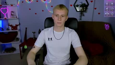 Snapshot of rafael_bien chatting on May 2026 12:23:01 PM rafael online show from May 2026 12:23:01 PM