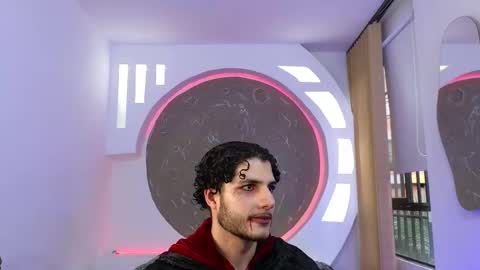 R A F A E L online show from October 2025 09:48:02 PM