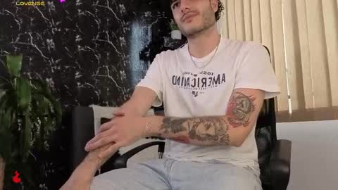 R A F A E L online show from February 2026 08:56:02 PM