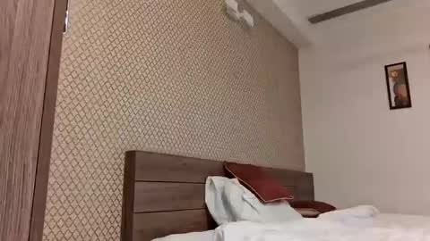 Snapshot of rahulr0 chatting on February 2025 04:37:01 AM Rahul online show from February 2025 04:37:01 AM