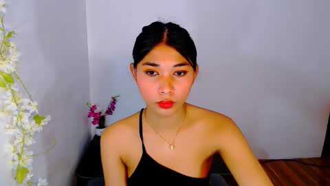 Snapshot of raindrizzle1706 chatting on November 2025 06:52:02 PM raindrizzle1706 online show from November 2025 06:52:02 PM