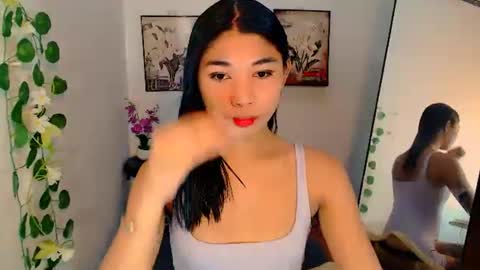 Snapshot of raindrizzle1706 chatting on December 2025 12:49:02 AM raindrizzle1706 online show from December 2025 12:49:02 AM