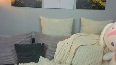 rainevi online show from April 2026 03:14:01 PM