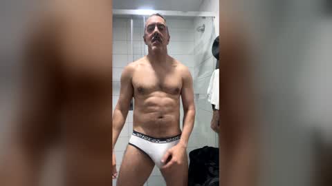 ramix95 online show from April 2026 06:38:01 PM