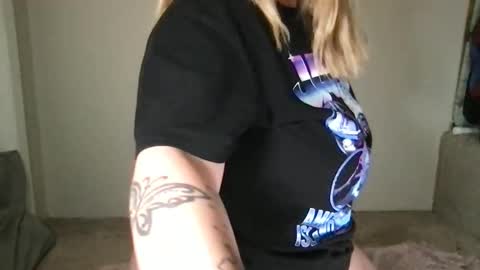 Randii online show from December 2025 09:13:02 AM