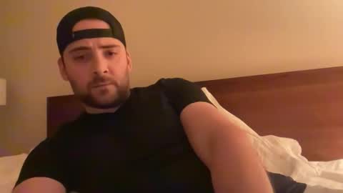 randomdude5950 online show from December 2025 01:21:02 AM