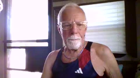 ranger1001 online show from April 2026 03:58:01 PM