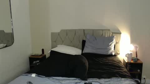 raposafoxy online show from December 2025 10:40:02 PM