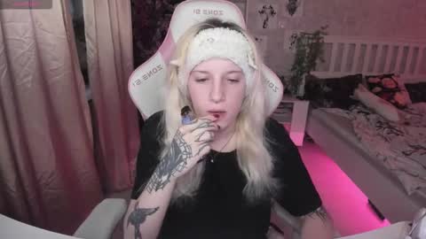 Snapshot of rapunzel_cute chatting on November 2025 01:32:02 PM Rapunzel online show from November 2025 01:32:02 PM