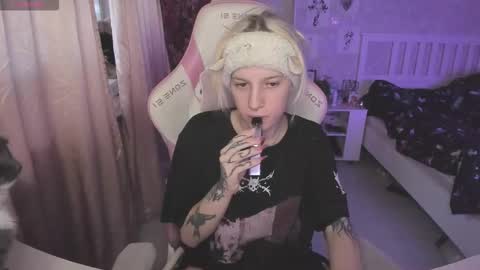 Snapshot of rapunzel_cute chatting on January 2026 01:24:01 PM Rapunzel online show from January 2026 01:24:01 PM