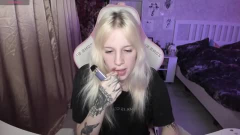 Snapshot of rapunzel_cute chatting on January 2026 02:19:01 PM Rapunzel online show from January 2026 02:19:01 PM