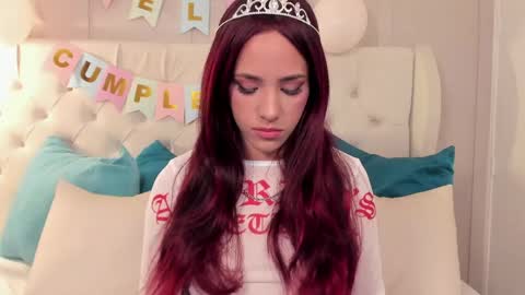 Raquel Moon online show from April 2026 06:20:01 PM