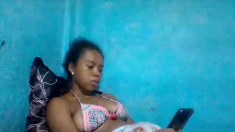 Snapshot of rasoelysca chatting on December 2025 01:47:01 AM rasoelysca online show from December 2025 01:47:01 AM