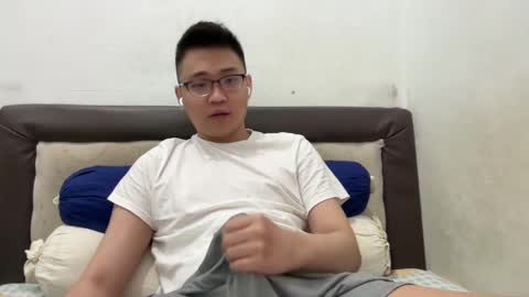 randomnaut online show from January 2025 09:58:02 PM