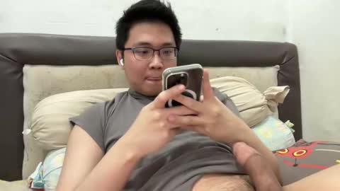 randomnaut online show from November 2025 07:24:02 PM