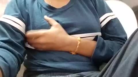 rava_sexy online show from November 2025 03:39:02 AM