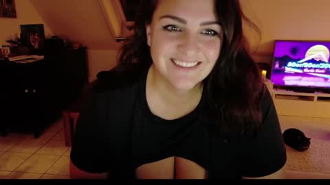 Raveena online show from January 2026 09:51:02 PM