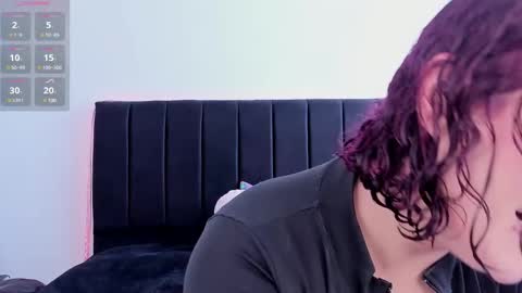 Snapshot of raven__white1 chatting on January 2025 09:25:01 PM Raven online show from January 2025 09:25:01 PM