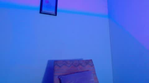 Snapshot of raven_day chatting on May 2026 10:04:02 PM raven_day online show from May 2026 10:04:02 PM