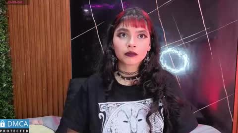 raven_rox_ online show from November 2025 03:16:02 AM