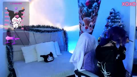 ravencollen online show from December 2025 07:53:01 PM