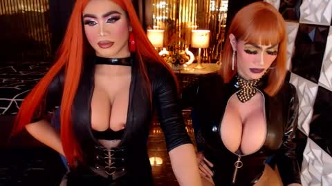 Snapshot of ravenmystiquex chatting on May 2026 01:56:01 AM ravenmystiquex online show from May 2026 01:56:01 AM