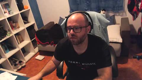 ravingr3d3 online show from March 2025 12:00:01 AM