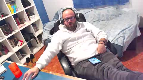 ravingr3d3 online show from January 2026 11:52:02 PM