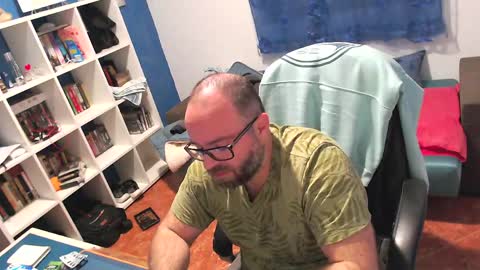 ravingr3d3 online show from March 2026 12:14:01 AM