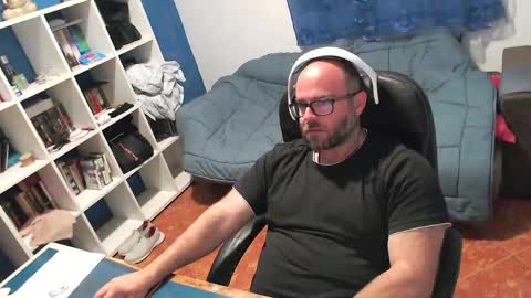 Snapshot of ravingr3d3 chatting on May 2026 08:49:01 PM ravingr3d3 online show from May 2026 08:49:01 PM