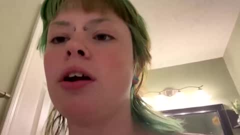 Snapshot of ravyn_xoxo chatting on January 2025 03:39:01 AM Ravynn 3 online show from January 2025 03:39:01 AM