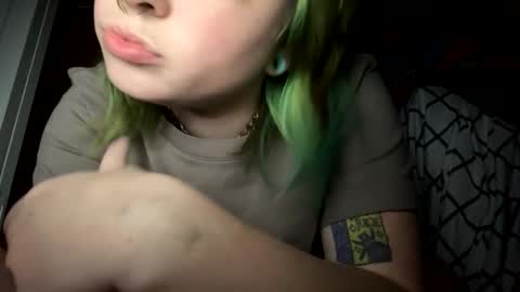 Snapshot of ravyn_xoxo chatting on February 2025 05:53:02 AM Ravynn 3 online show from February 2025 05:53:02 AM