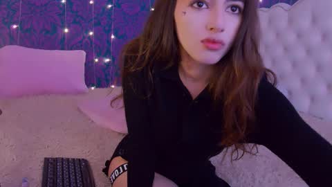 Snapshot of rawdare chatting on November 2025 04:31:02 PM Lillian online show from November 2025 04:31:02 PM