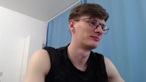 Snapshot of ray_booy chatting on October 2025 01:20:01 PM Ray Booy online show from October 2025 01:20:01 PM