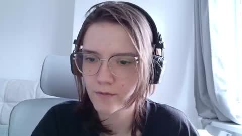 Ray-Ray online show from August 2026 03:27:02 PM