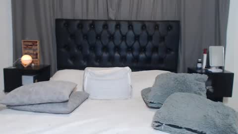 Ray online show from January 2025 02:54:02 AM