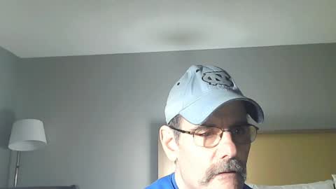 Snapshot of raylene4u2 chatting on December 2024 02:02:02 AM Ray online show from December 2024 02:02:02 AM